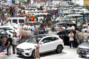 Penutupan GIIAS 2025 - Panji 1.jpg