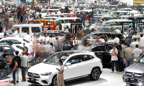 Penutupan GIIAS 2025 - Panji 1.jpg