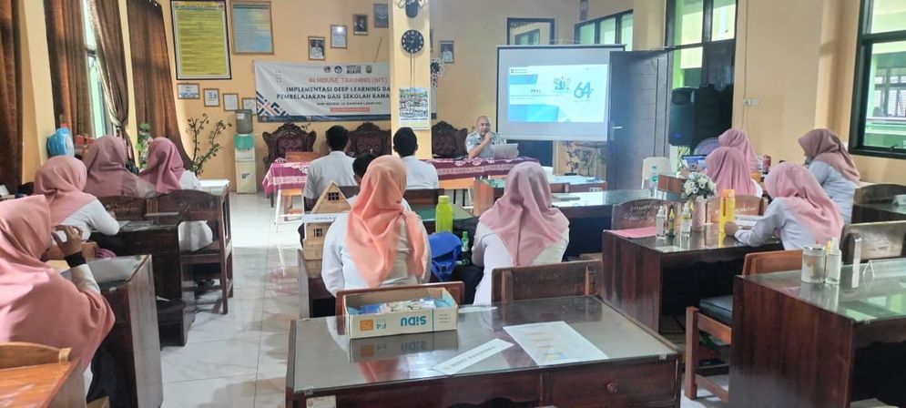 Jasa Raharja Kembali Gelar Pengajar Peduli Keselamatan Lalu Lintas di SMPN 35