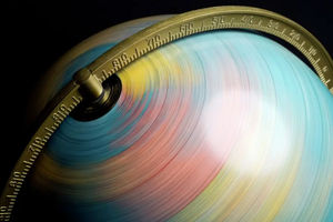 Bumi berputar lebih cepat.