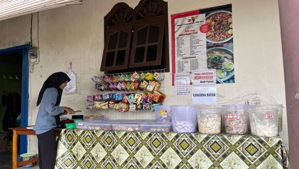 Pencinta Seblak Merapat! Seblak Cikwa Kuliner dalam Gang