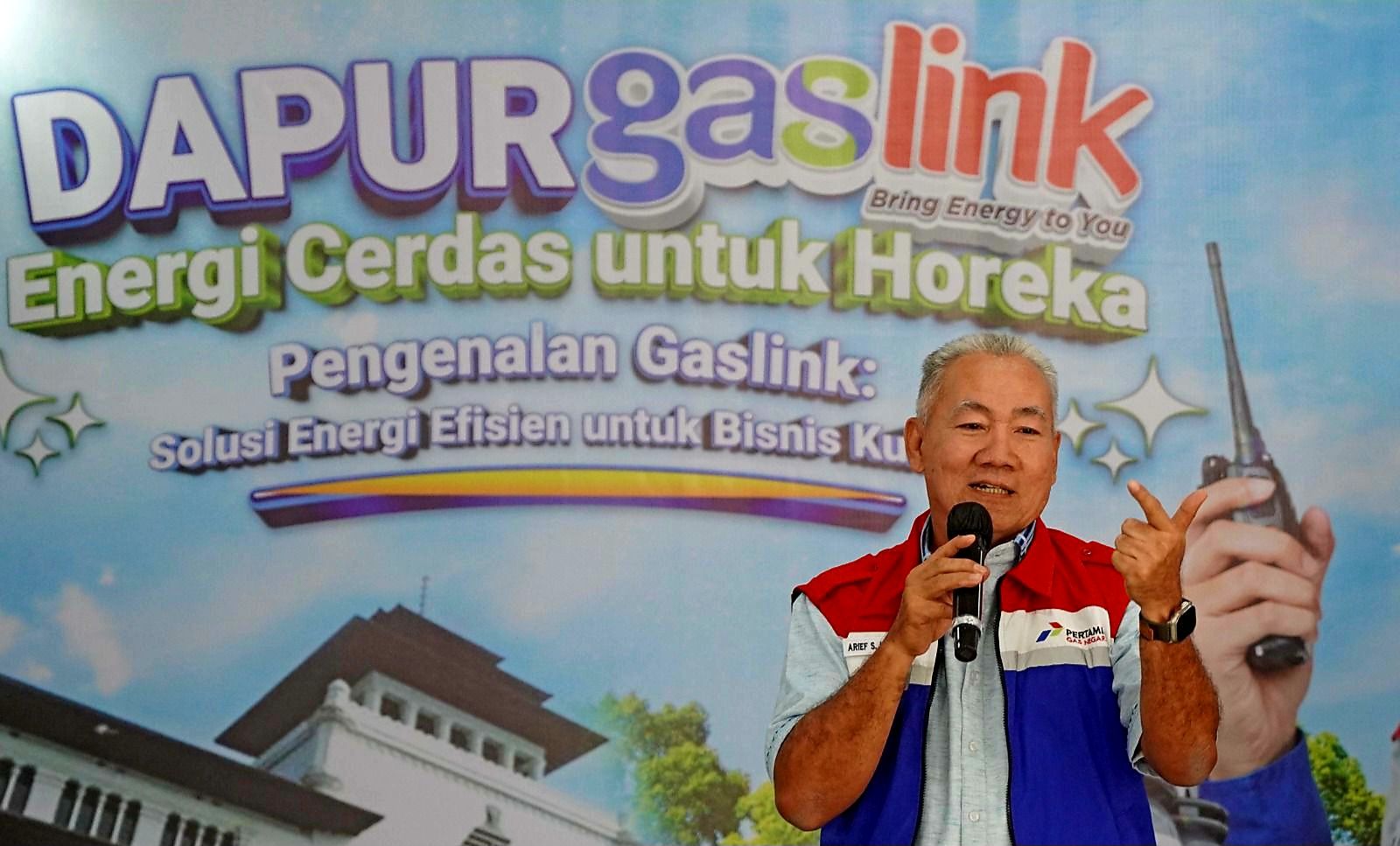 Dirut PGN Arief S. Handoko dalam “Dapur Gaslink: Energi Cerdas untuk Horeka” dan groundbreaking pembangunan LNG Hub di Bandung