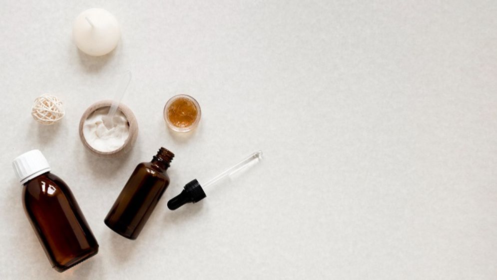 Ilustrasi produk skincare.