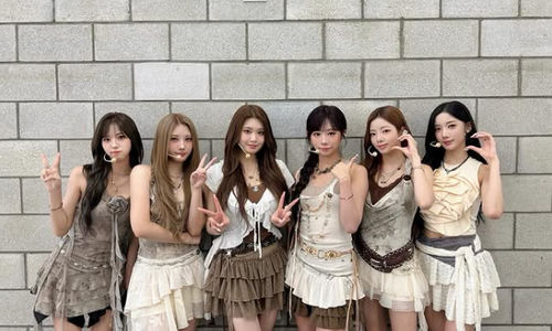 Girl group K-pop, PURPLE KISS.