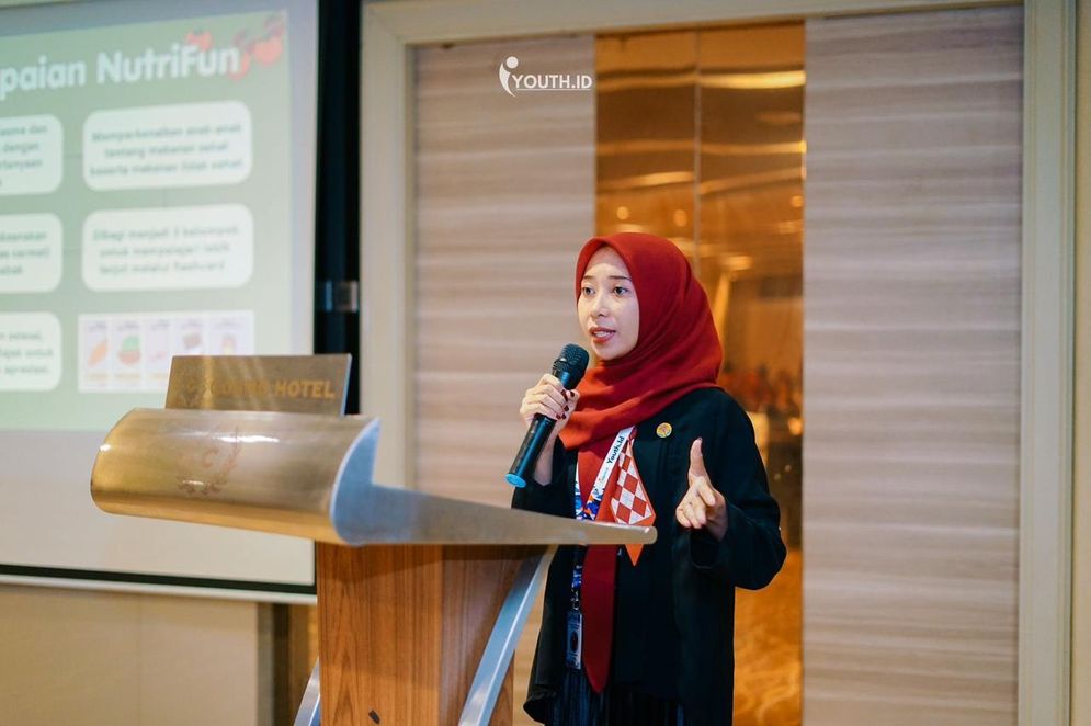 Afi Luthfia Mahasiswi Inspiratif dengan Prestasi Dalam dan Luar Negeri