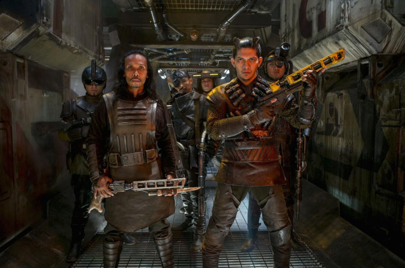 Film Star Wars: The Force Awakens (2015).
