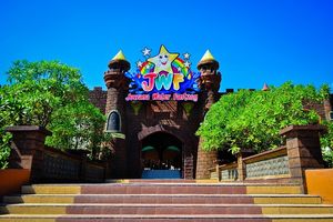 Rekomendasi wisata di Pati, Juwana Water Fantasy.