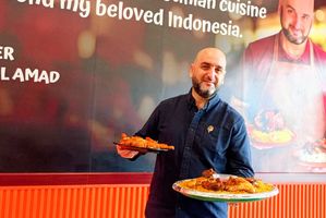Chef Emad Al Amad sekaligus Founder Emado's