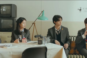 Video musik Stray Kids Mixtape: On Track.