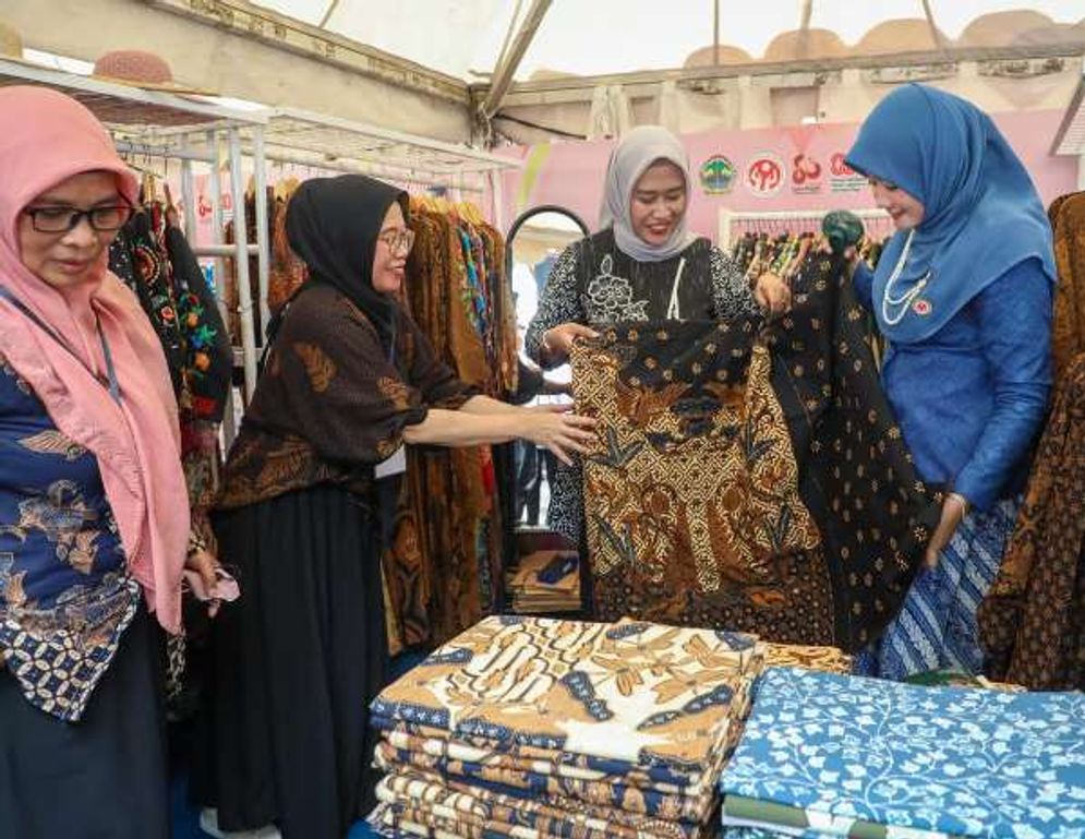 pameran.jpg