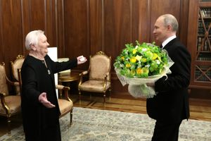 howuEVnf8afNHDsmUZzfr3izRSkRZwCI (1).jpg