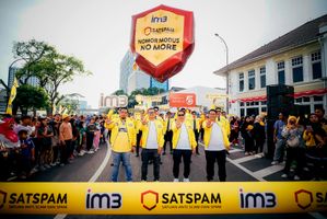 IM3 melakukan parade IM3 SATSPAM di Kota Medan