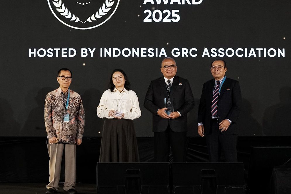 Jaga Integritas dalam Governansi, Amien Sunaryadi Raih GRC Lifetime Achievement Award 2025