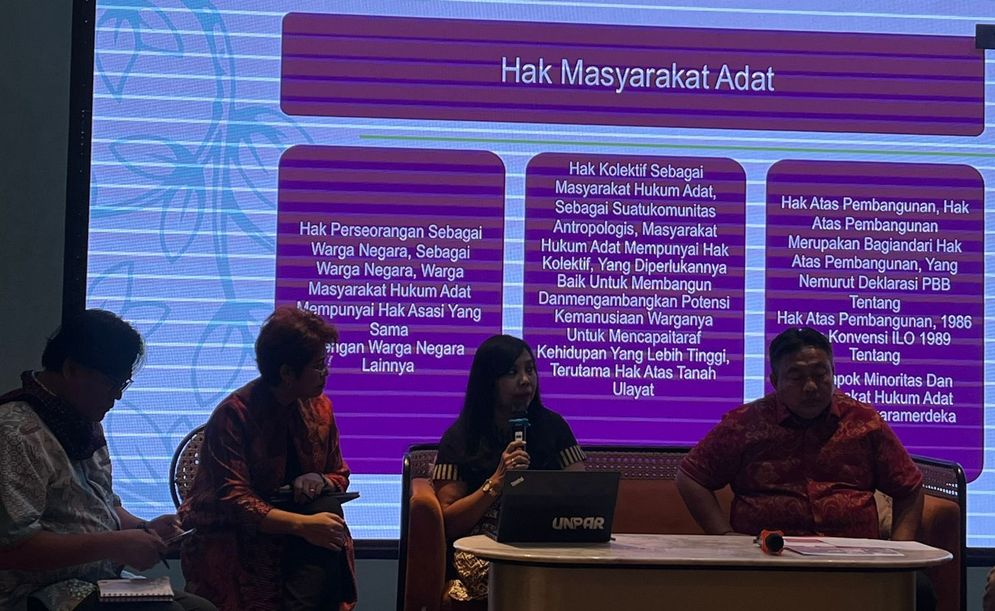 Koalisi Kawal RUU Masyarakat Adat bersama Forest Watch Indonesia menggelar dialog publik di Jakarta, Senin (25/8/2025) bertajuk "Hak Komunal dan Hak Ulayat dalam RUU Masyarakat Adat".
