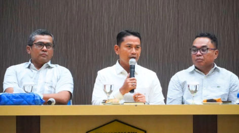 Wali Kota Banjarmasin (tengah), M Yamin HR. 