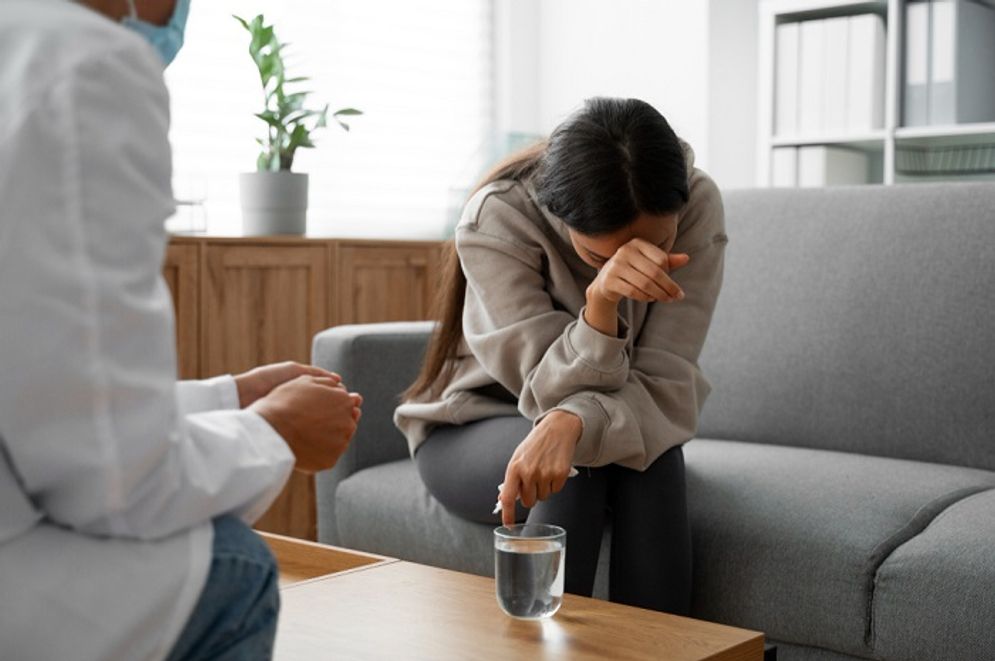 7 Cara Menjaga Kesehatan Mental Tetap Waras di Tengah Aksi Demonstrasi