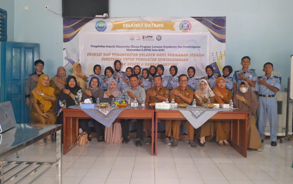 Program Studi (Prodi) Teknologi Industri Pertanian Institut Teknologi Sumatera (Itera) menggelar Workshop Edukasi dan Pemanfaatan Kolagen Hasil Perikanan sebagai Tabir Surya (Sunscreen) di SMK Negeri 6 Bandar Lampung, Selasa (2/9/2025). 