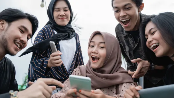 Laporan YouGov Ungkap Gen Z Bentuk Lanskap Media Indonesia
