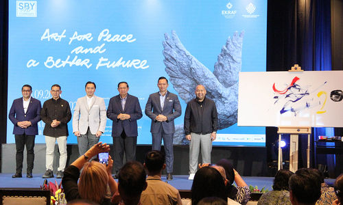 SBY Buka Pameran Lukisan - Panji 1.jpg