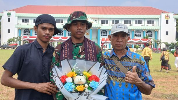 Putra Petani Kecil dari NTT Menangis Haru Saat Dilantik Jadi Prajurit TNI AD di Jakarta