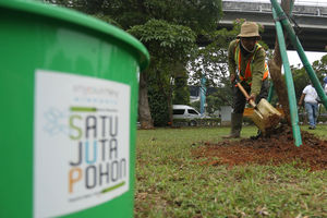 Tanam Pohon HUT In Journey - Panji 4.jpg