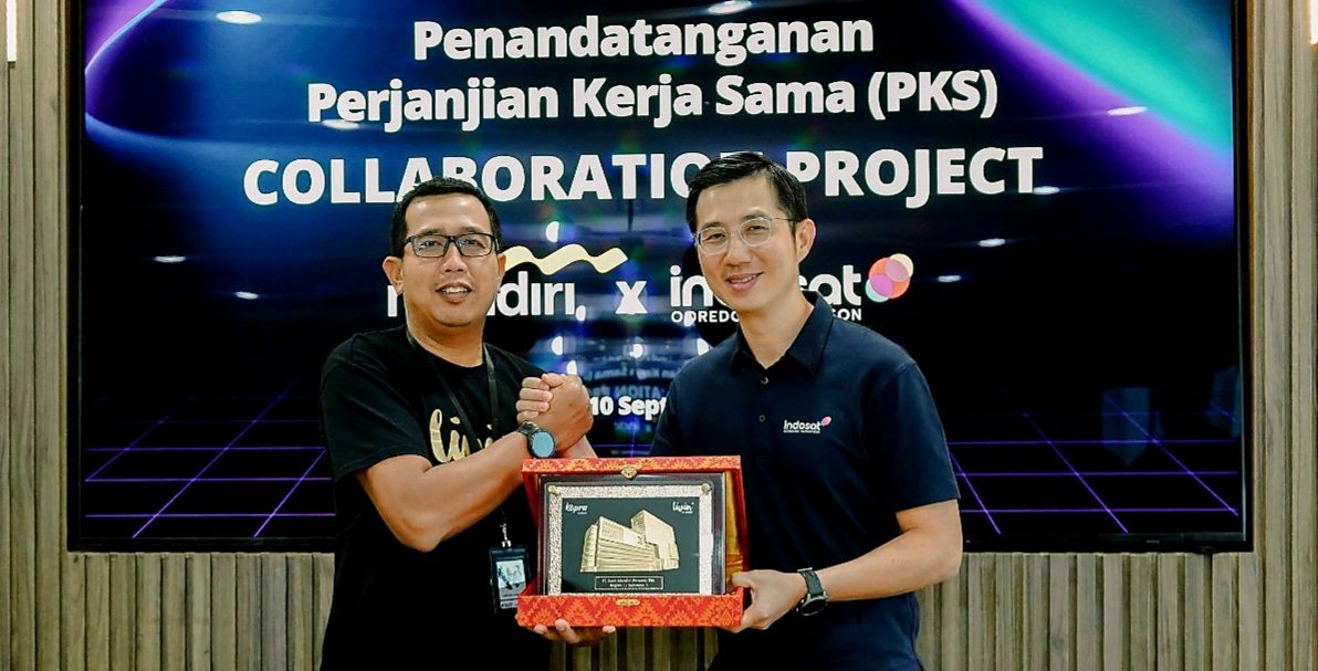 
EVP-Head of Circle Sumatra IOH Agus Sulistio dan Regional CEO Bank Mandiri, I Gede Raka Arimbawa menandatangani kolaborasi strategis yang mendukung pengusaha lokal 