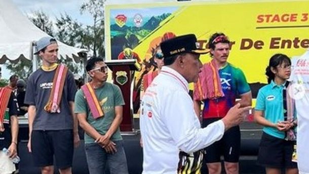 Etape Ketiga Tour de Entete 2025 Warnai Kota Soe dengan Adu Sprint Dramatis