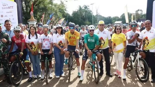 Cameron Ronalds Frase Kuasai Etape 6 Tour de EnTeTe 2025 di Pulau Sumba