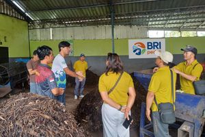 BRI Peduli Latih Warga Bali Diversifikasi Produk Pupuk Kompos
