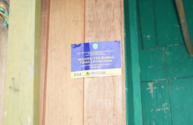 bedah rumah.jpg