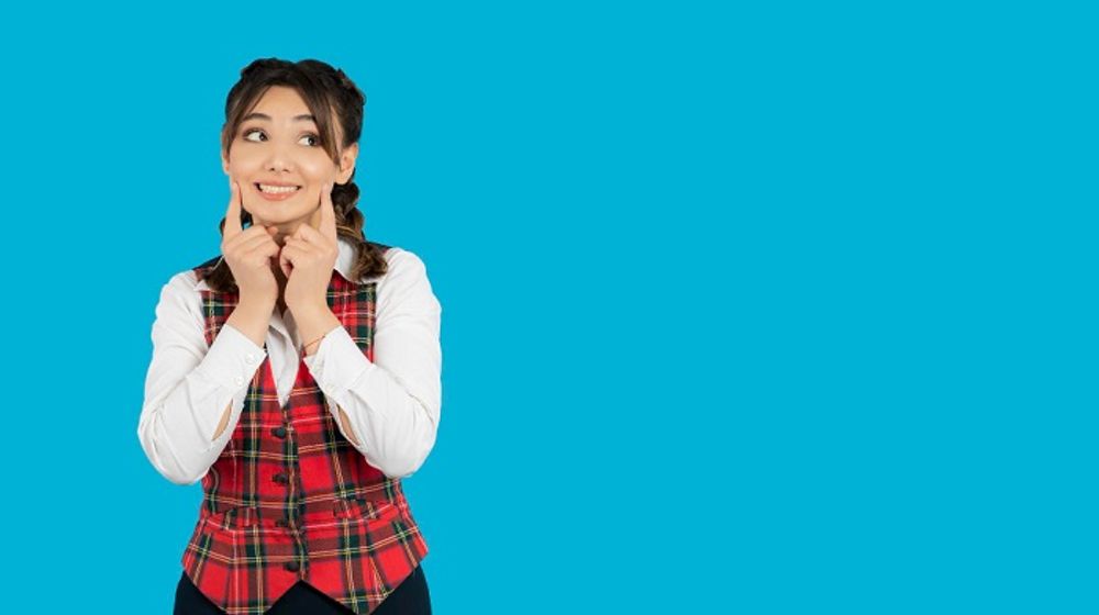 Ilustrasi seorang siswi SMA.