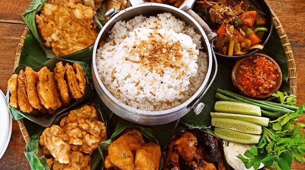 Nasi Bekepor hidangan khas Kutai, Kalimantan Timur.
