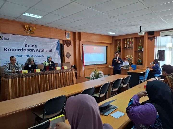 Usai Magelang, Giliran Guru di Sleman Ikut Pelatihan AI dari Mafindo