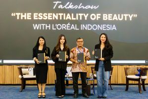 Diskusi dan bedah buku yang digelar UMN dan L’Oréal