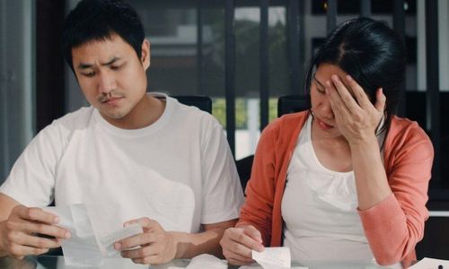 Waspada! Ini Ciri-ciri Anda Mengalami Kekerasan Finansial dan Cara Mengatasinya