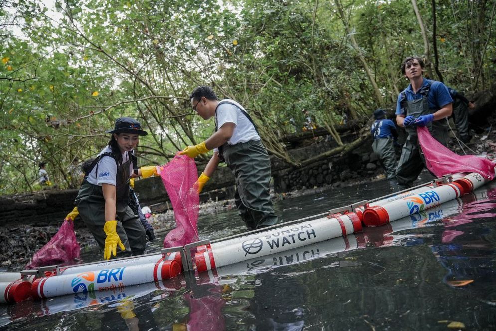 Peringati Hari Sungai Sedunia, BRI Peduli Ajak Anak Muda dalam Jaga Ekosistem