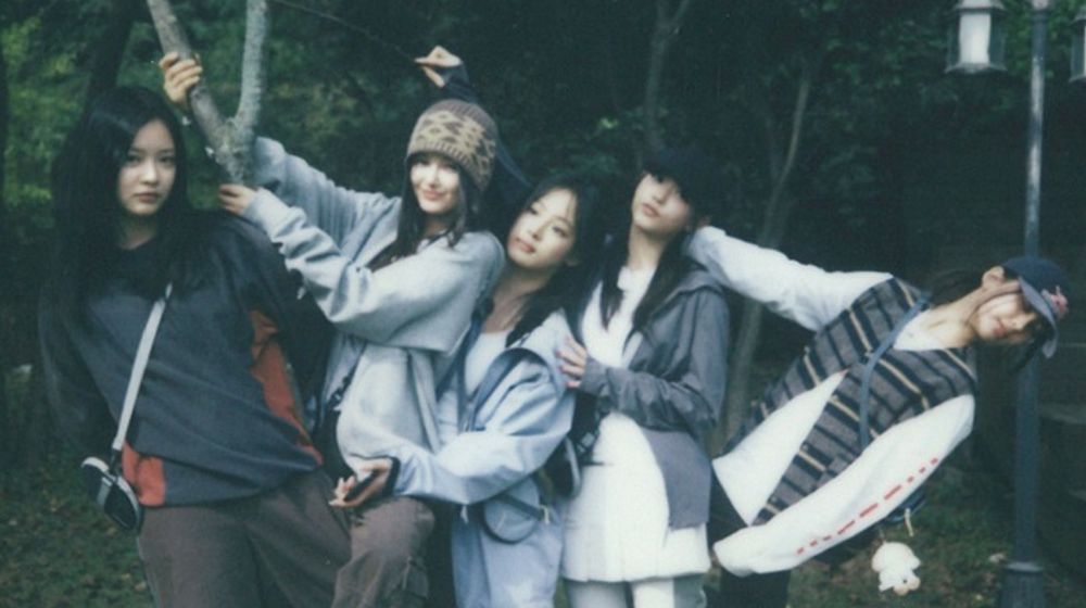 Girl group NewJeans.