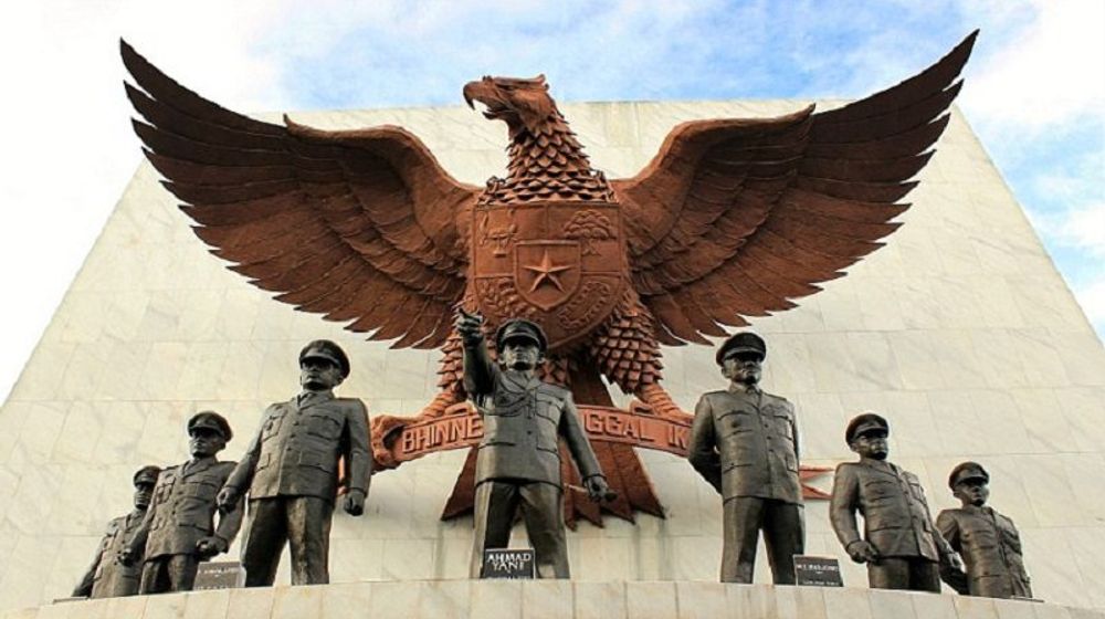 89671713857-monumen_pancasila.jpg