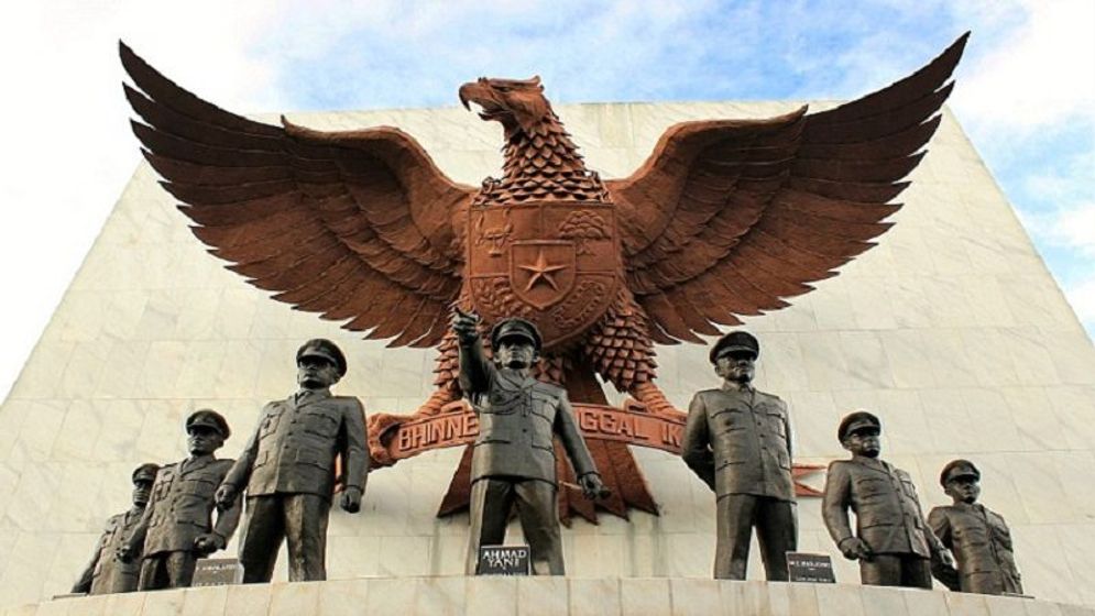 89671713857-monumen_pancasila.jpg
