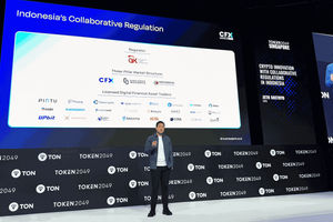 Direktur CFX Jeth Soetoyo di TOKEN2049 Singapore-min_11zon.png