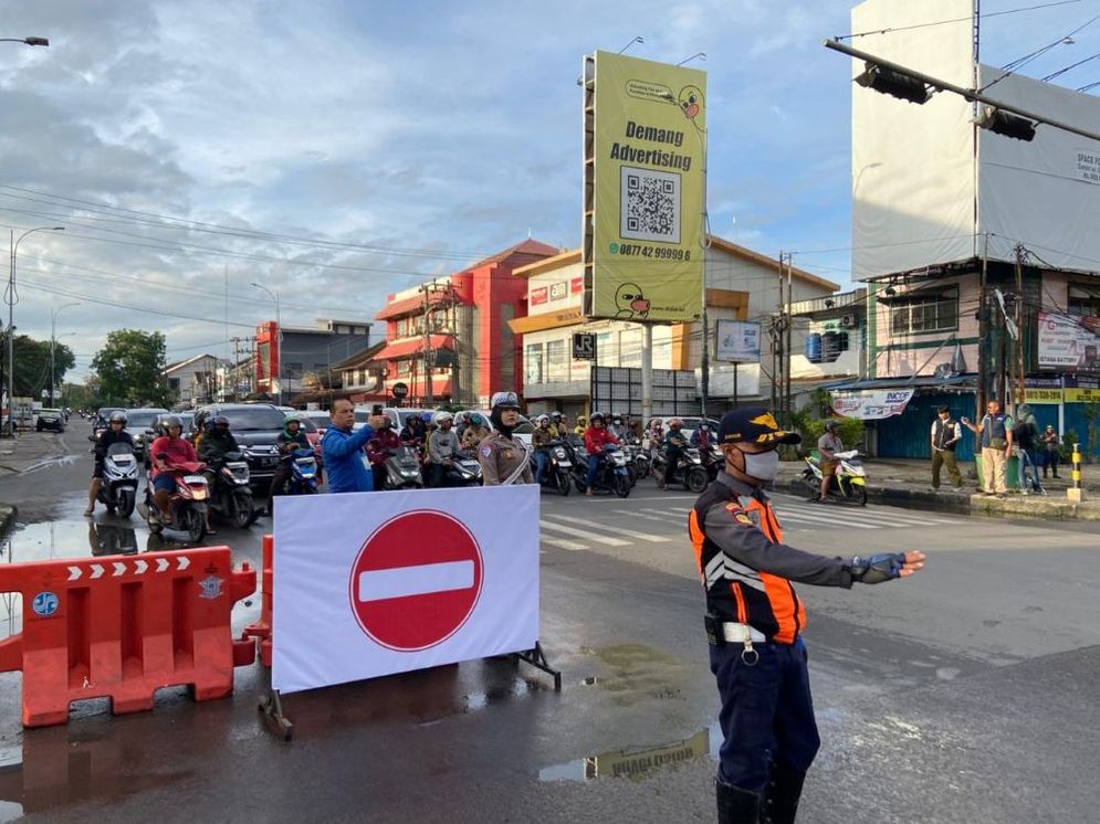 Uji Coba Satu Arah Jalan AKBP Cek Agus Bikin Bingung Pengendara