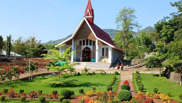 Seratus Tahun Gereja Rekas: Dari Agama Menuju Spiritualitas Hidup