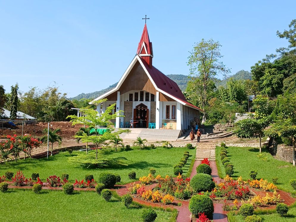 Gereja Rekas.jpeg