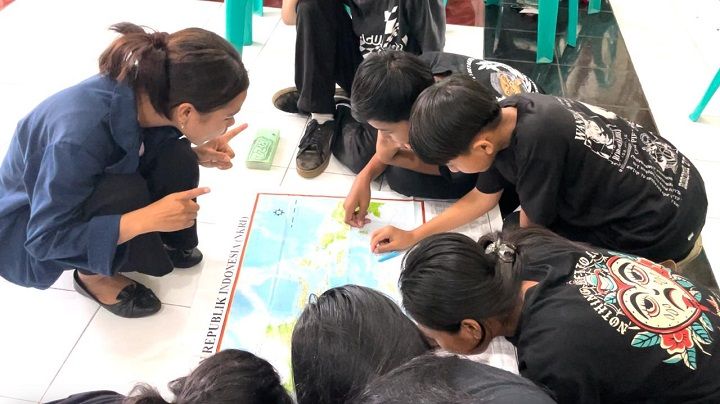 Tingkatkan Literasi Riset, UPITRA dan USD Gelar Pelatihan Penulisan Karya Ilmiah di SMP Kanisius Muntilan