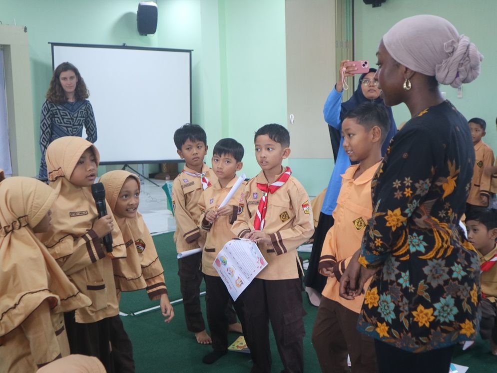 10 sekolah.jpg