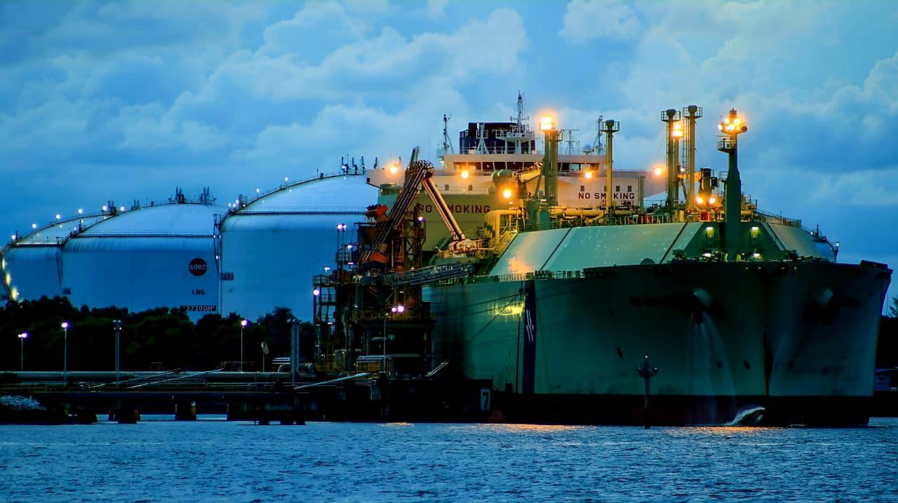
Revitalisasi tangki F-6004 yang ditarget commissioning pada akhir 2025