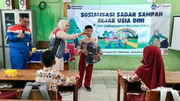 Pertamina Patra Niaga Sumbagsel Sosialisasi Program SIGAP Sadar Sampah untuk Siswa SD