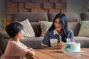 Titi Kamal dan Faqih Alaydrus dalam Film Air Mata di Ujung Sajadah 2 yang akan tayang Oktober 2025.