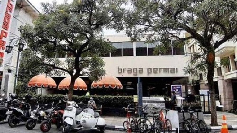 Tempat makan legendaris di Bandung, Braga Permai.