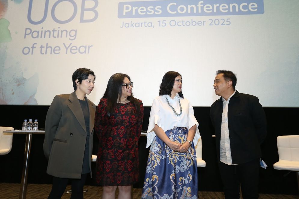 Menyelami Makna Kekuasaan dan Kesetaraan, Eddy Susanto Menangi 15th UOB Painting of the Year (Indonesia)